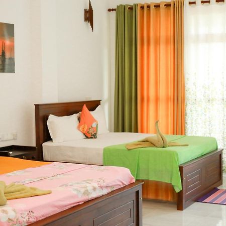 Relax Beach Resort เวลิกามา ภายนอก รูปภาพ