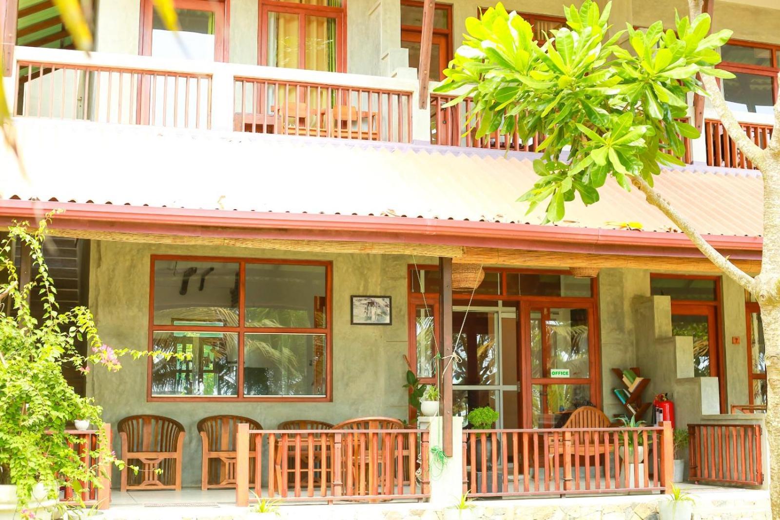 Relax Beach Resort เวลิกามา ภายนอก รูปภาพ