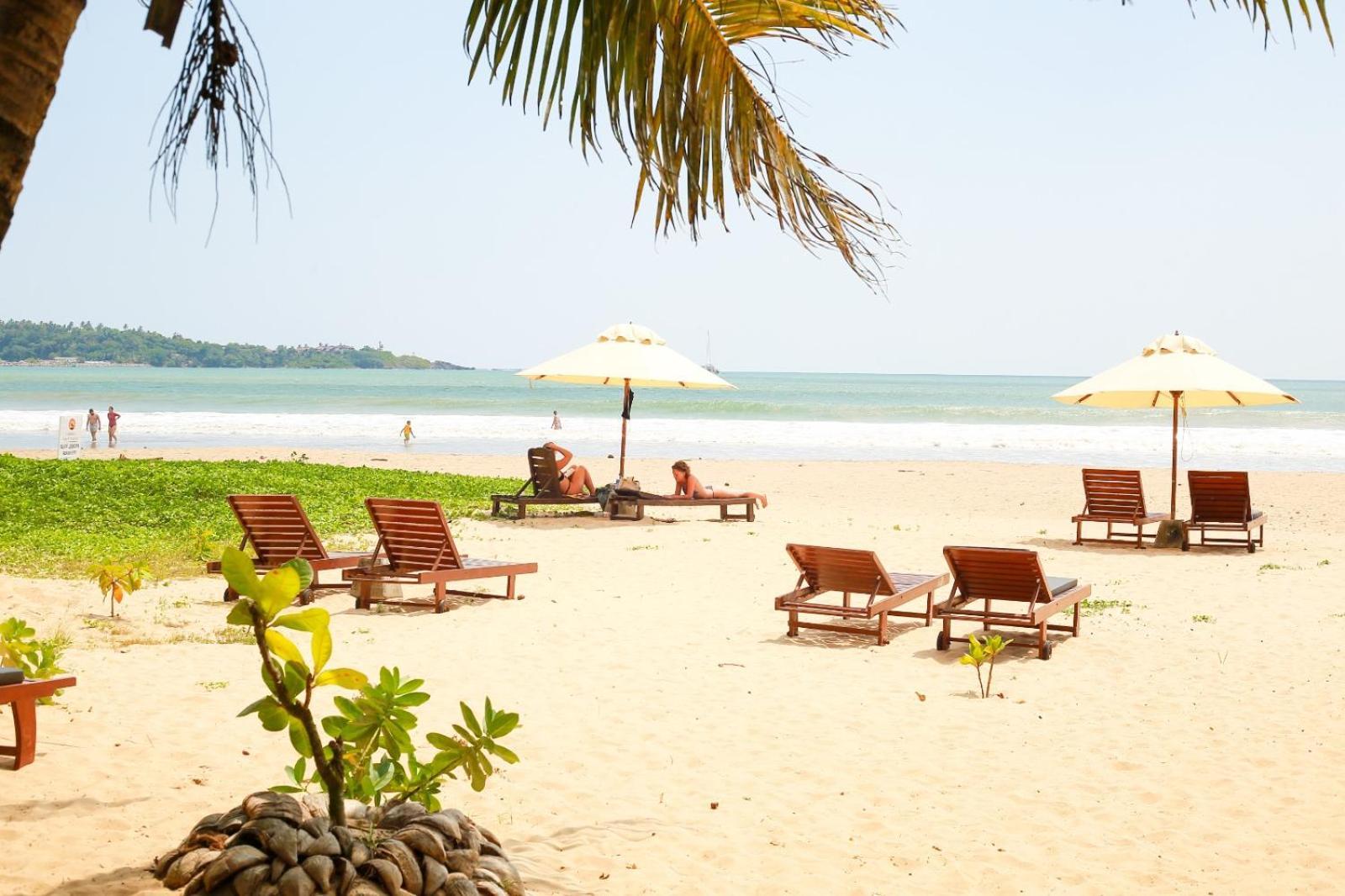 Relax Beach Resort เวลิกามา ภายนอก รูปภาพ