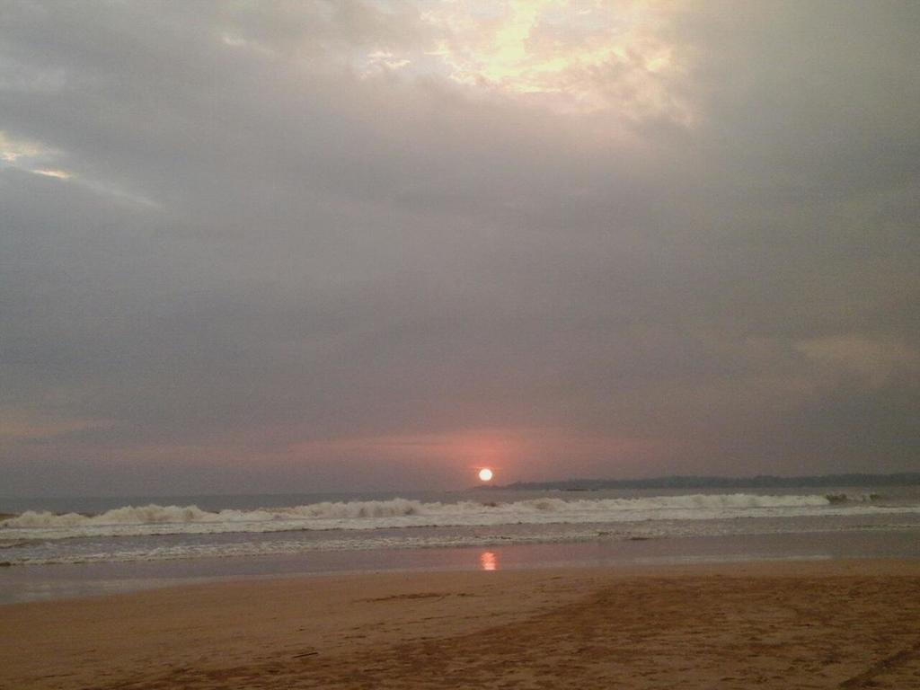 Relax Beach Resort เวลิกามา ภายนอก รูปภาพ